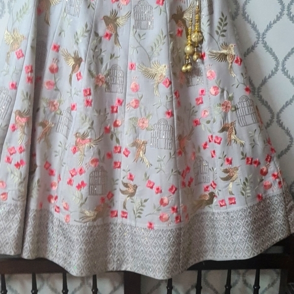 Lehenga set. - Picture 8 of 9